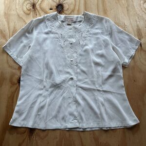 Mikado Vintage White Embroidered Cutout Blouse - 8